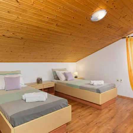 Charming Stone Carla Near The Sea And Town By Wiibuk * Pula